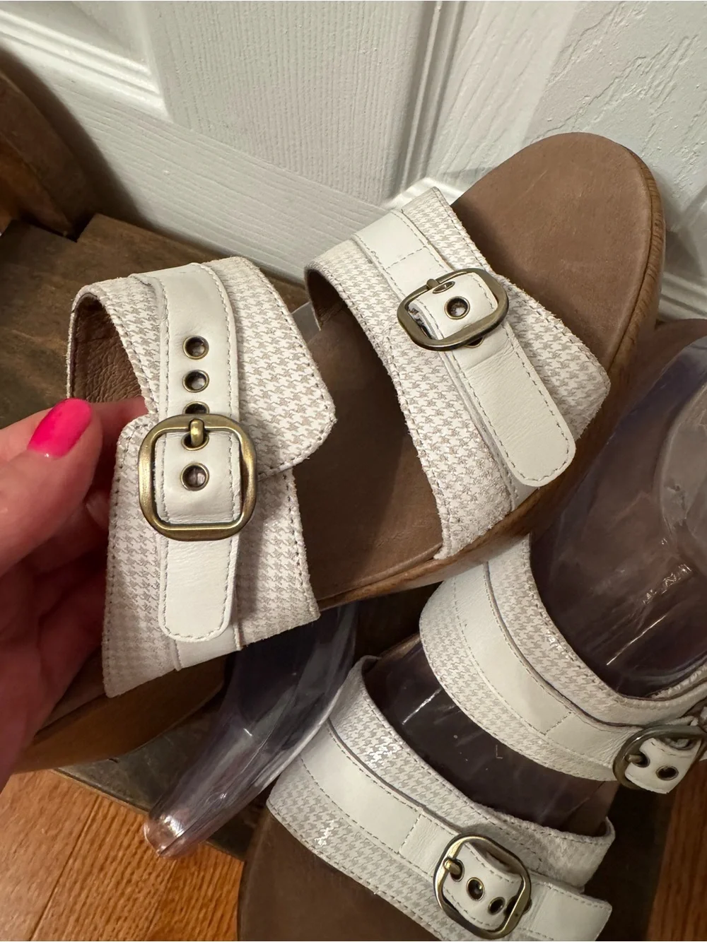Dansko Cream Houndstooth Buckle Sandals Size 43 (US Women’s 12)
